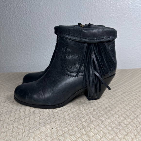 Sam Edelman Louie fringe booties size 7.5 - Picture 1 of 8
